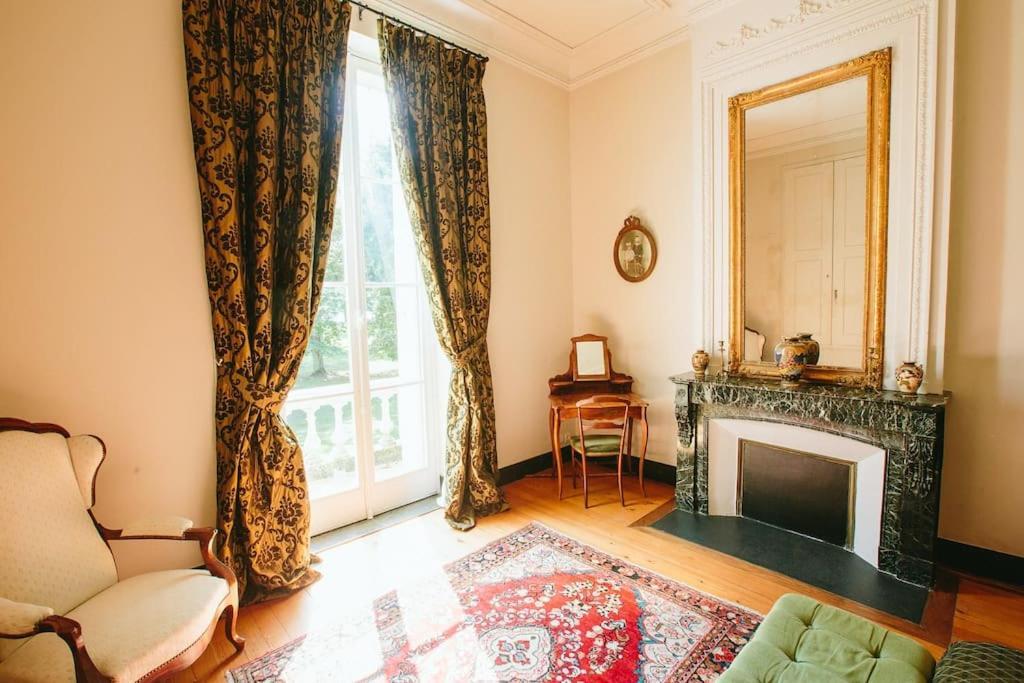 Chateau Couffins Asques エクステリア 写真